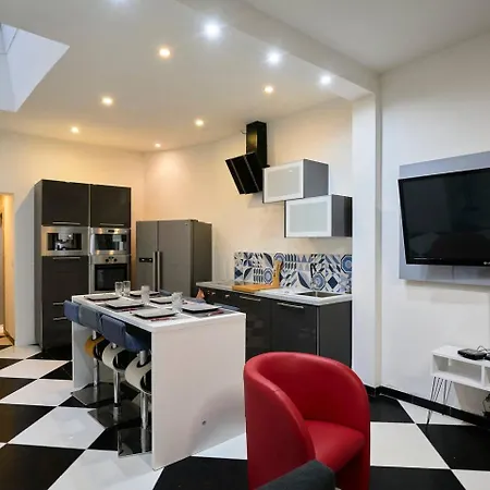 Apartment Cote Prestige Jacuzzi Et Baby-foot Elegant Lille