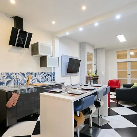 Apartment Cote Prestige Jacuzzi Et Baby-foot Elegant
